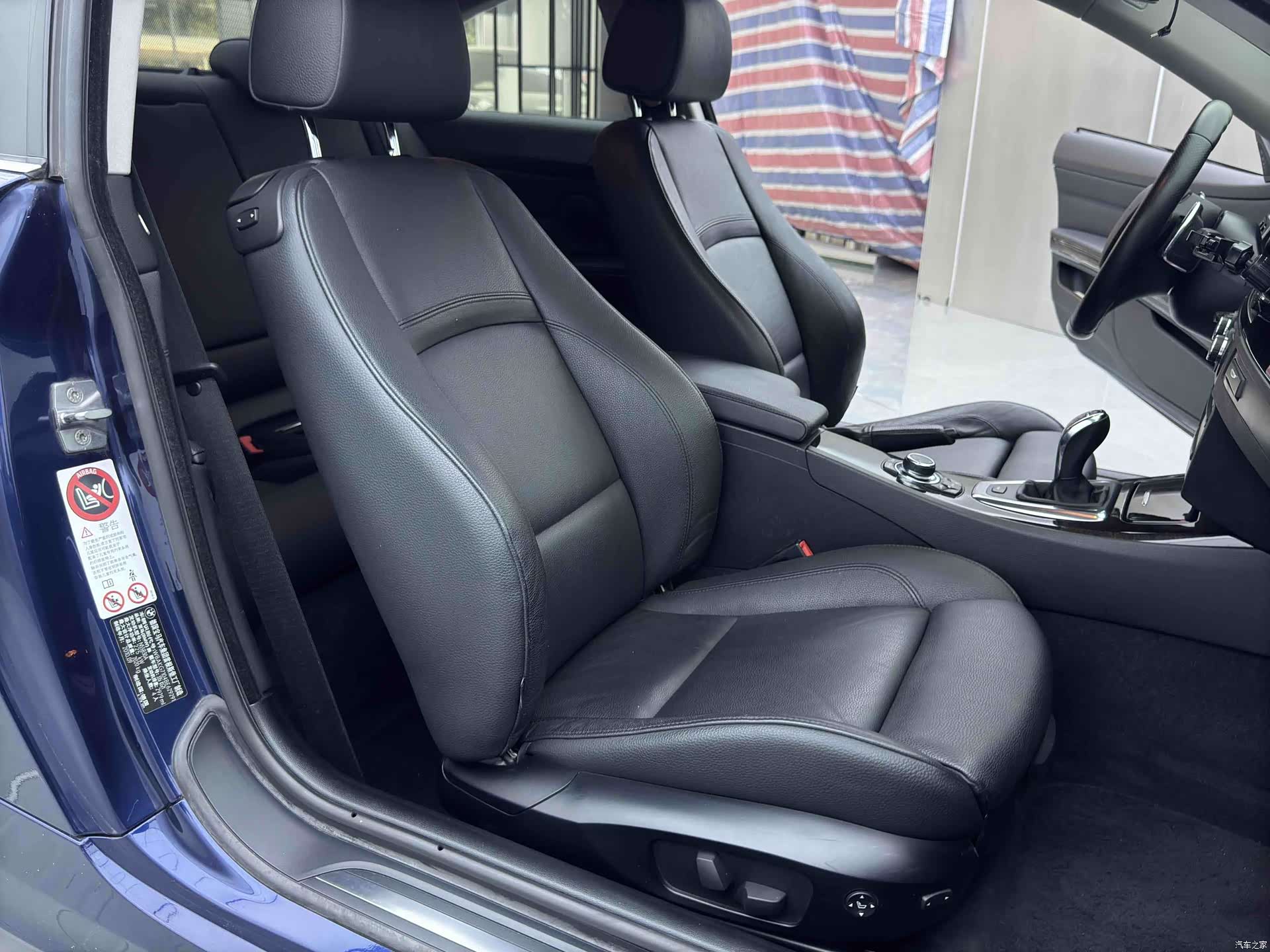 BMW 3 Series, 2011 16
