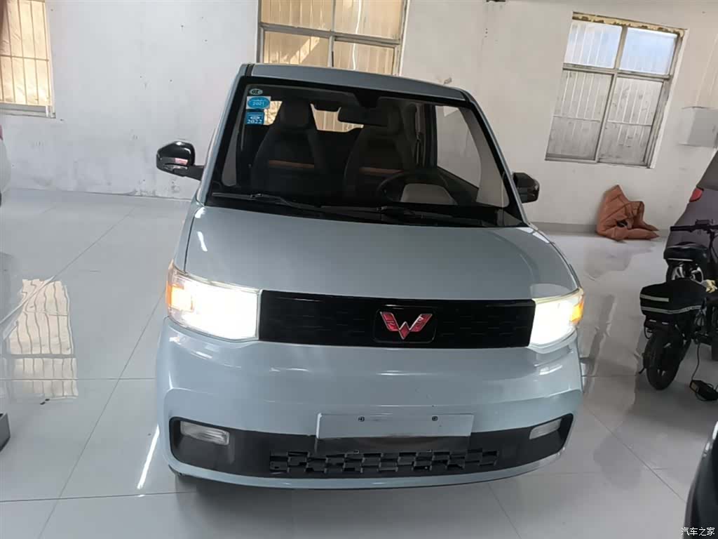 Wuling MINIEV, 2020 3