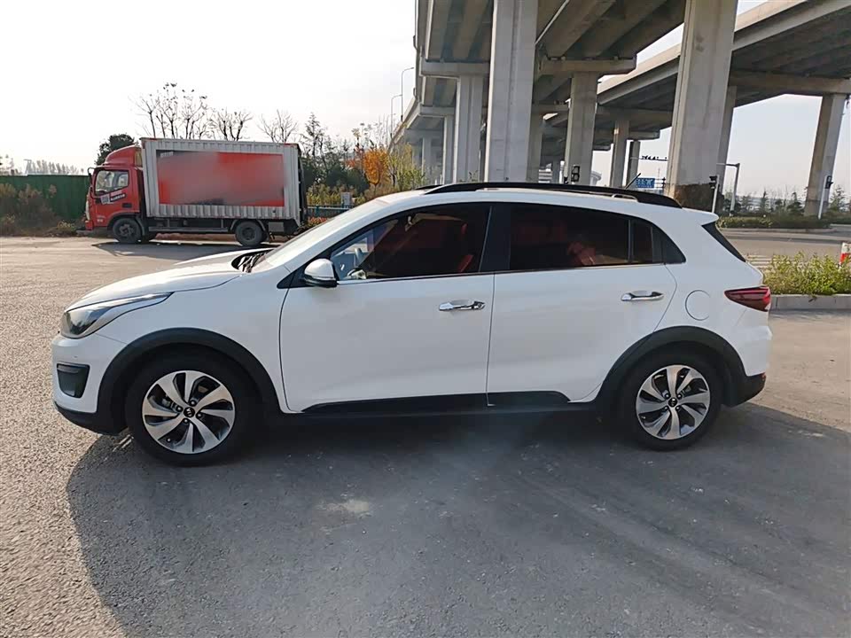 Kia KX CROSS