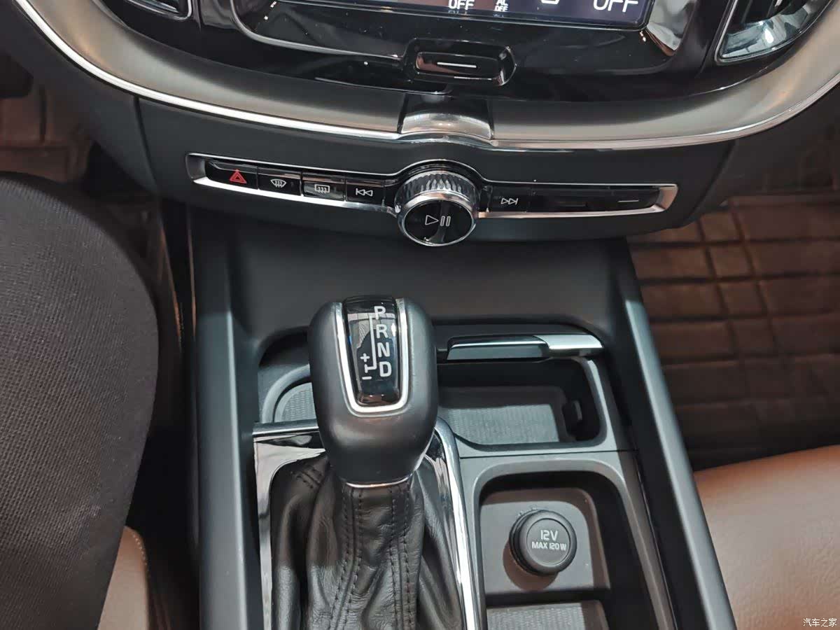 Volvo XC60, 2018 12