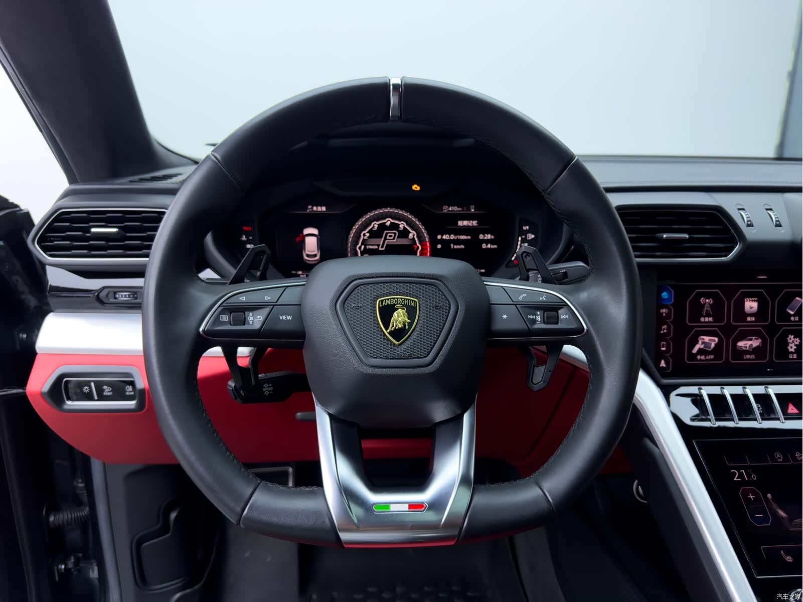 Lamborghini Urus, 2019 19