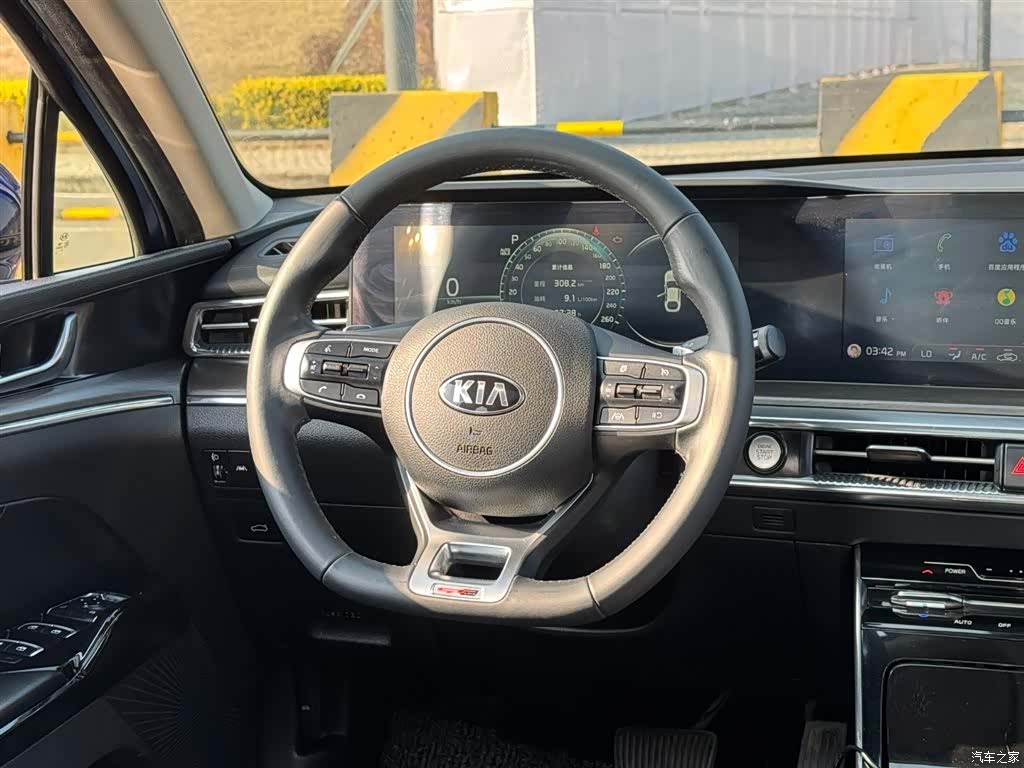 Kia K5, 2020 25