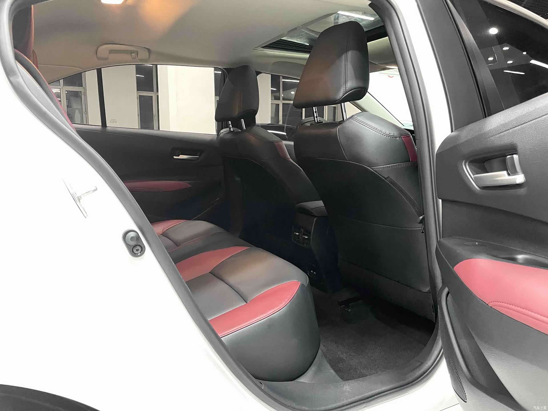 Toyota Corolla, 2022 12