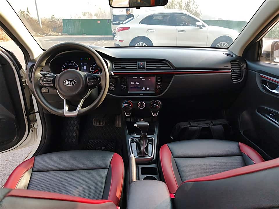 Kia KX CROSS