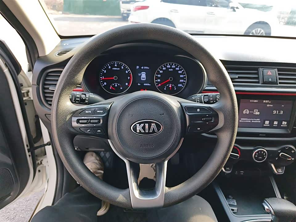 Kia KX CROSS