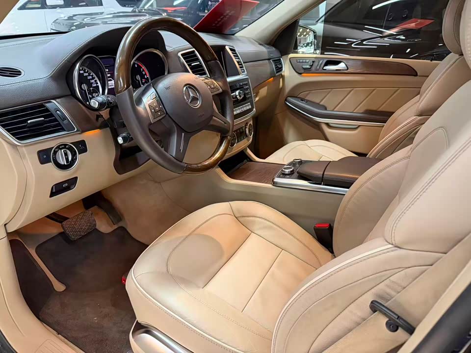 Mercedes-Benz GL grade