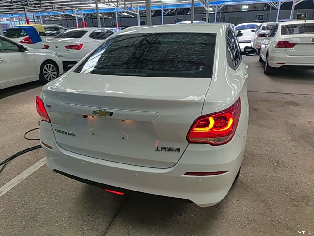 Chevrolet 320, 2017 6