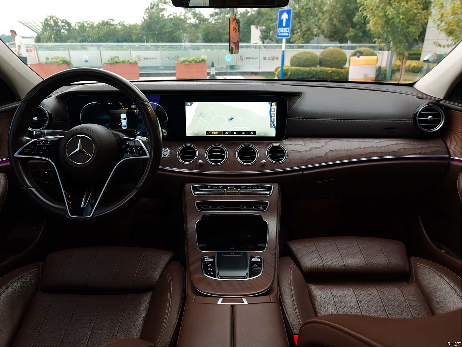 Mercedes-Benz E-Class, 2022 7