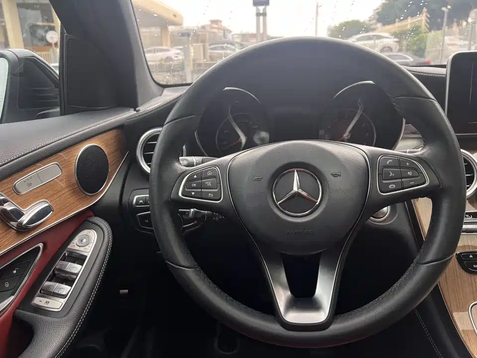 Mercedes-Benz GLC Coupe