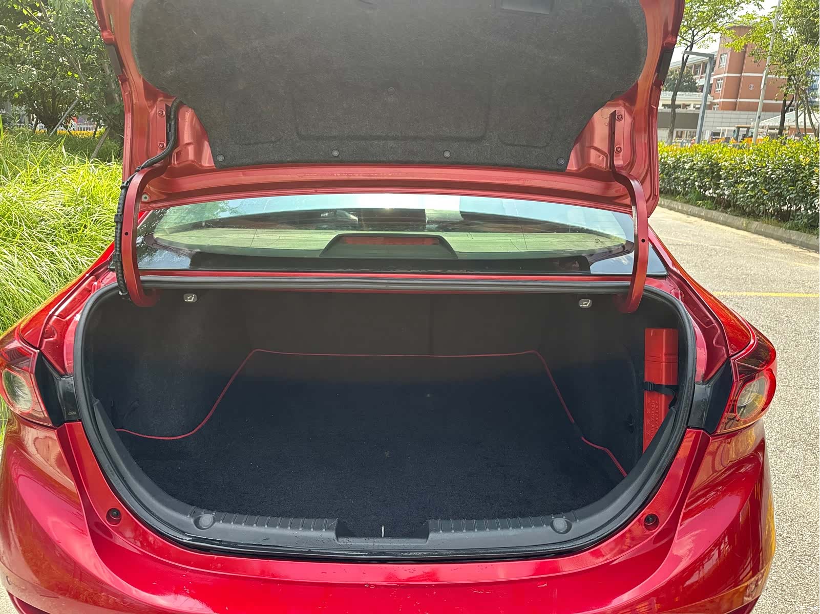 Mazda Mazda3, 2015 16