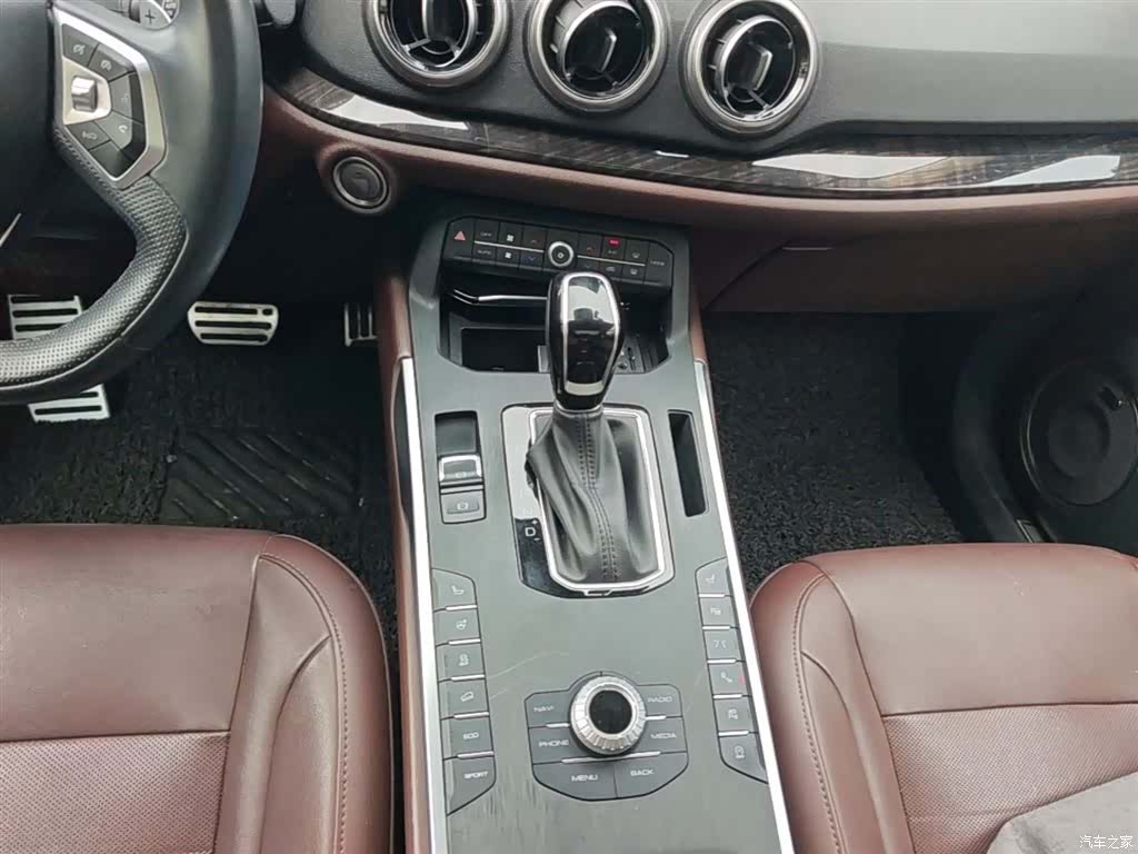 WEY VV5, 2018 14