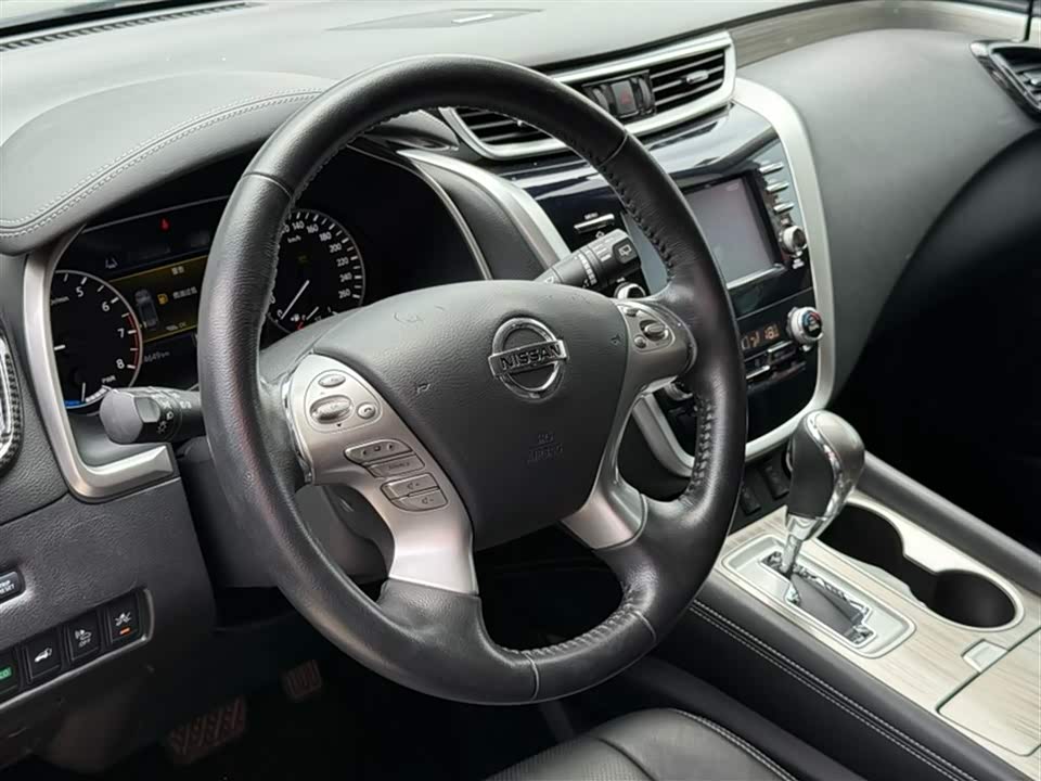 Nissan Loulan Nissan Loulan