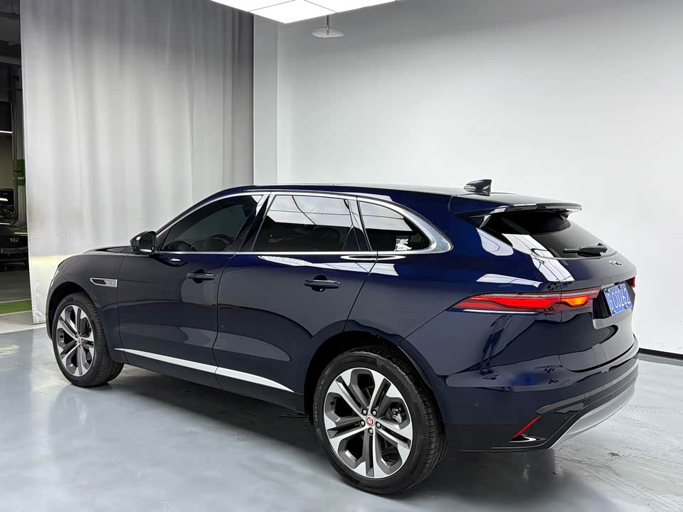 Jaguar F-PACE Jaguar F-PACE