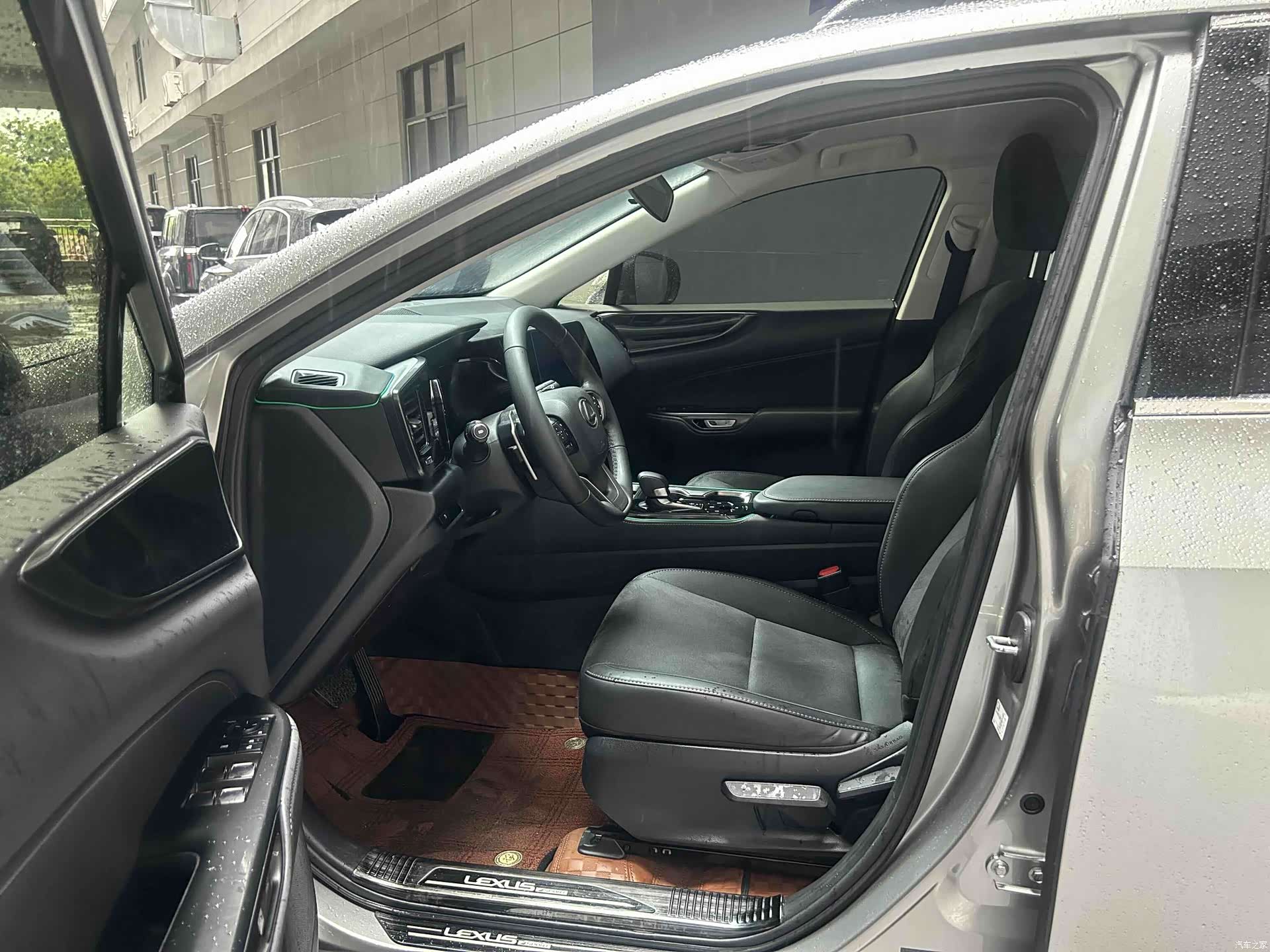 Lexus NX, 2024 12