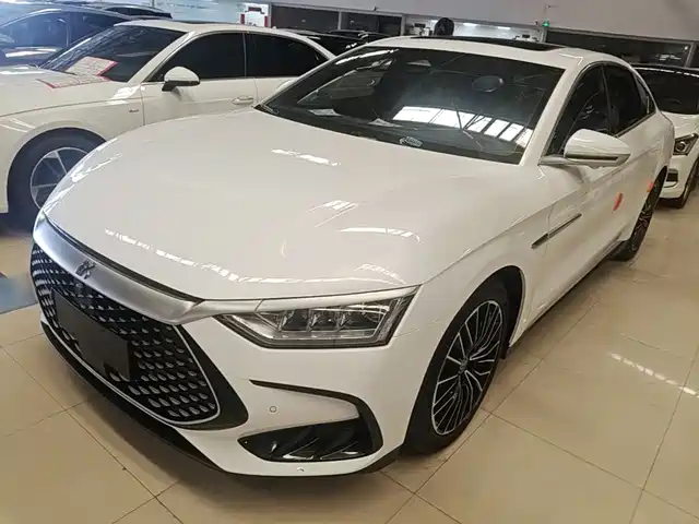 BYD Han 2023 — купить из Китая под заказ