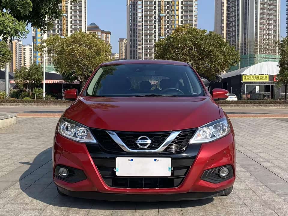 Nissan TIIDA