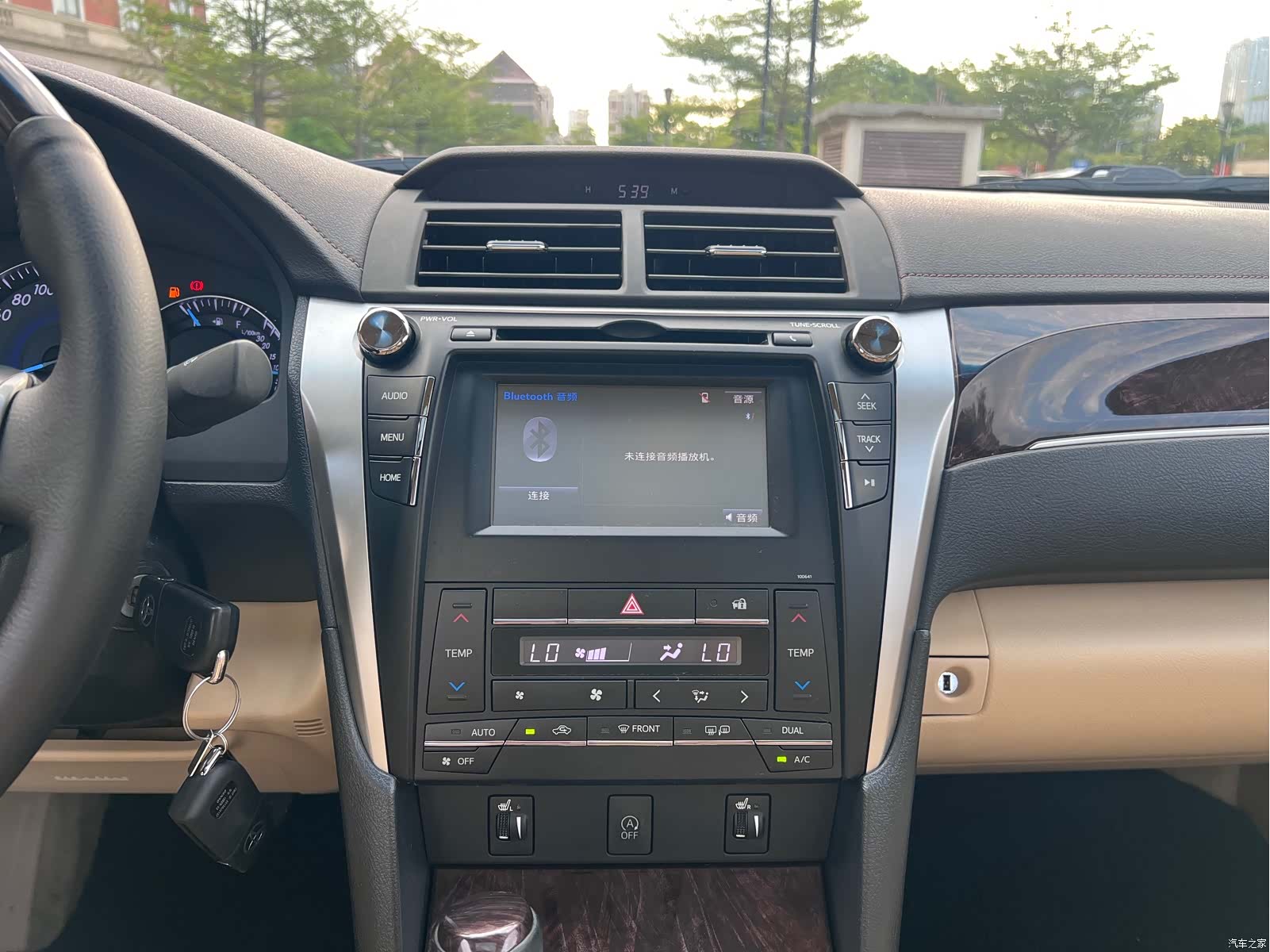 Toyota Camry, 2017 18