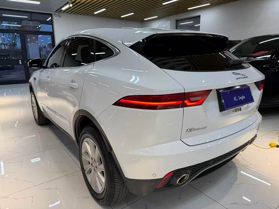 Jaguar E-PACE