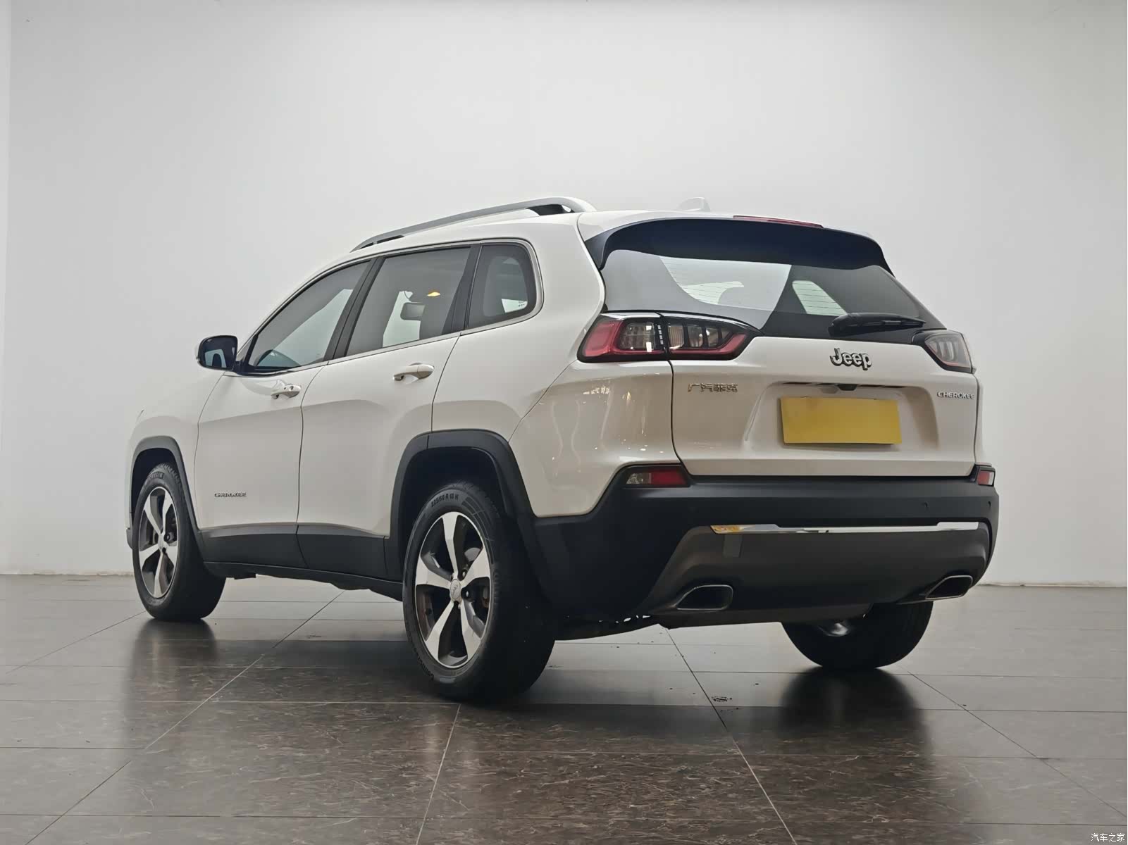 Jeep Cherokee, 2021 4