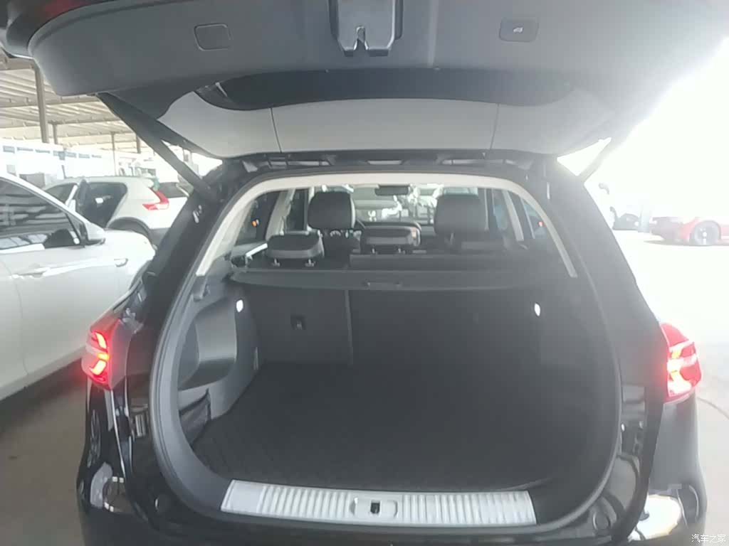 Hongqi HS5, 2022 19