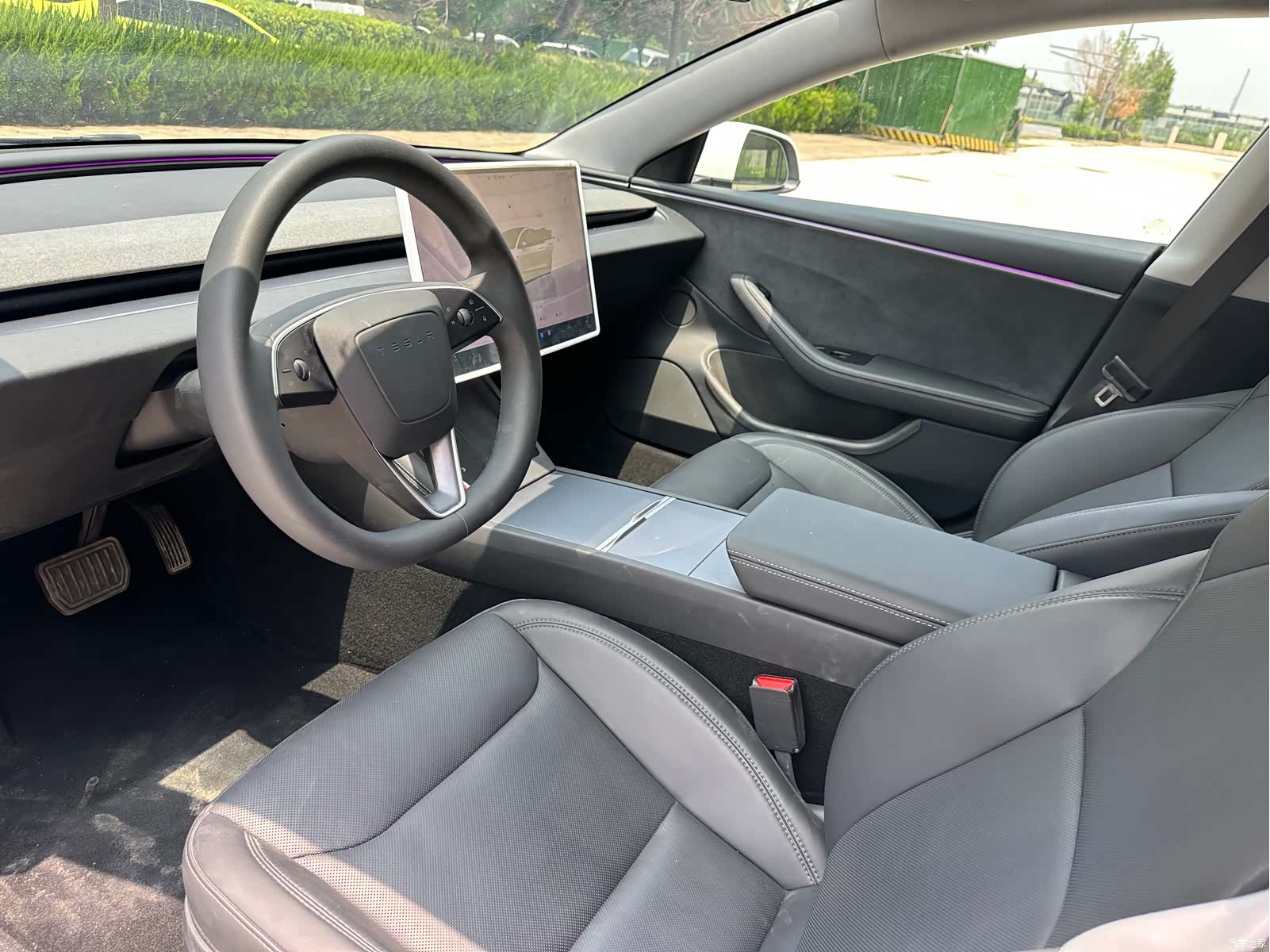 Tesla Model 3, 2025 9