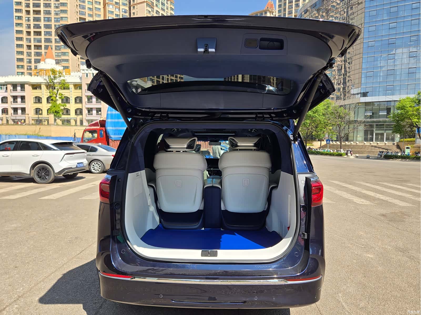 Buick GL8, 2021 22