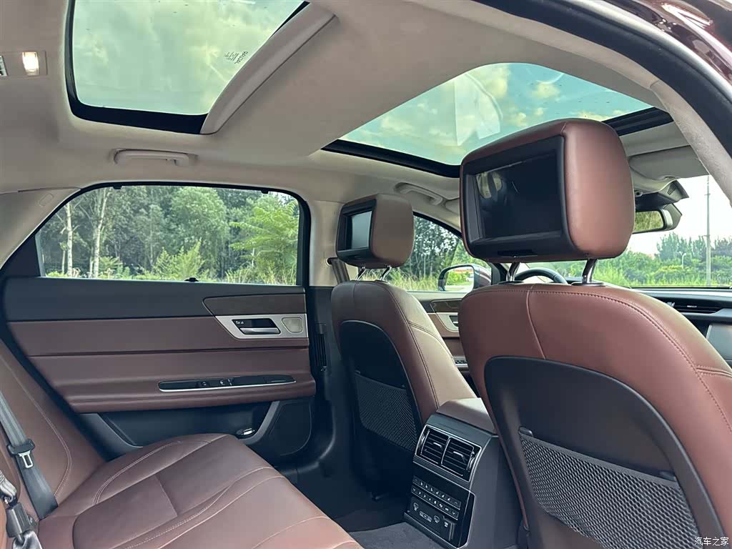 Land Rover XFL, 2019 20
