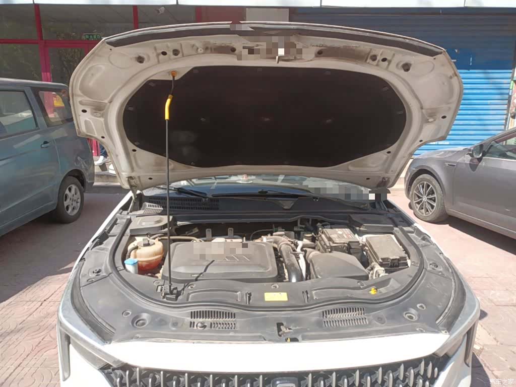 Bestune B70, 2023 11