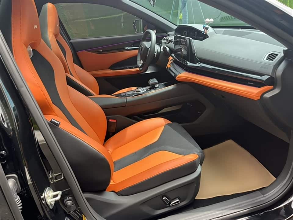 Changan UNI-V