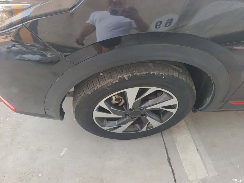 DongFeng AX7, 2021 23