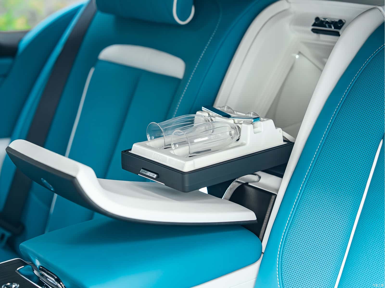 Rolls-Royce Cullinan, 2021 14