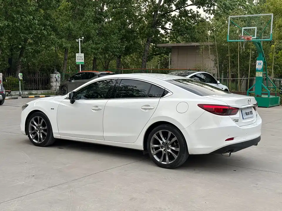 Mazda Atez
