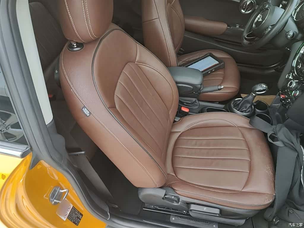Mini ONE, 2017 25
