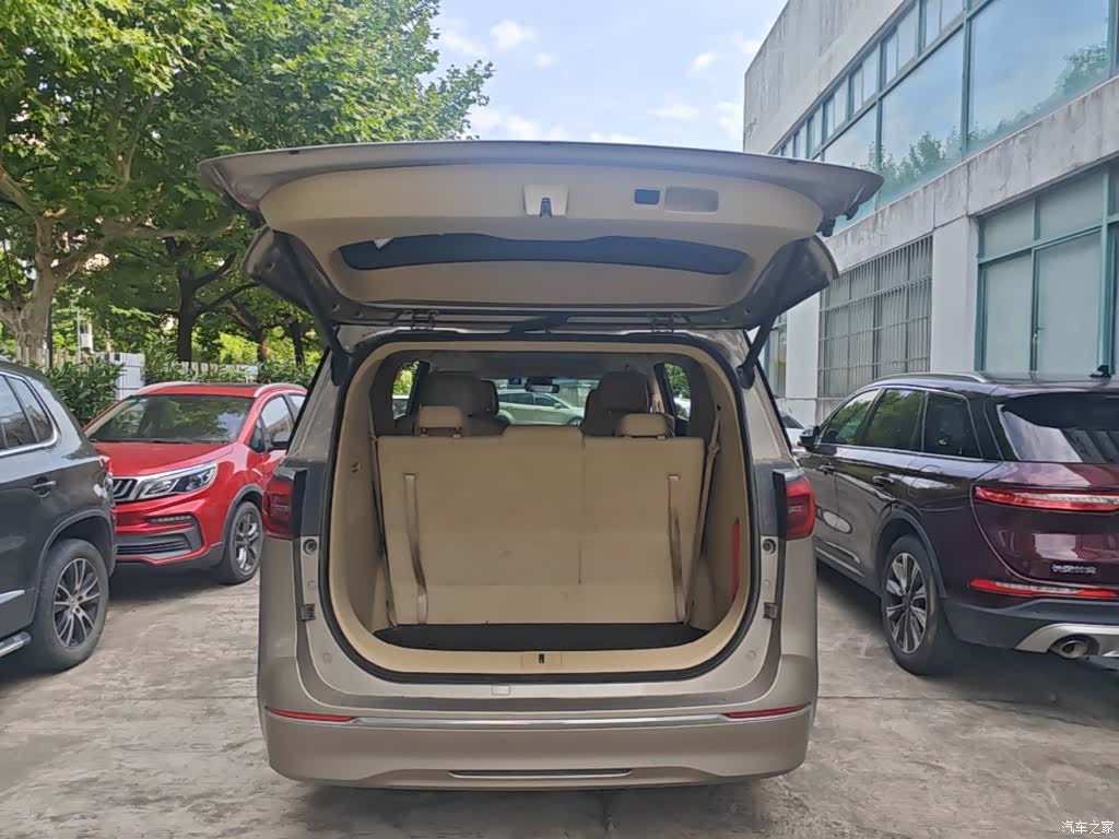 Buick GL8, 2023 19