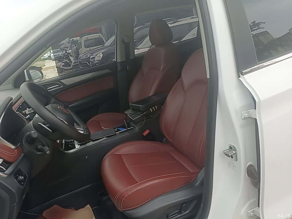 Roewe RX5, 2017 15