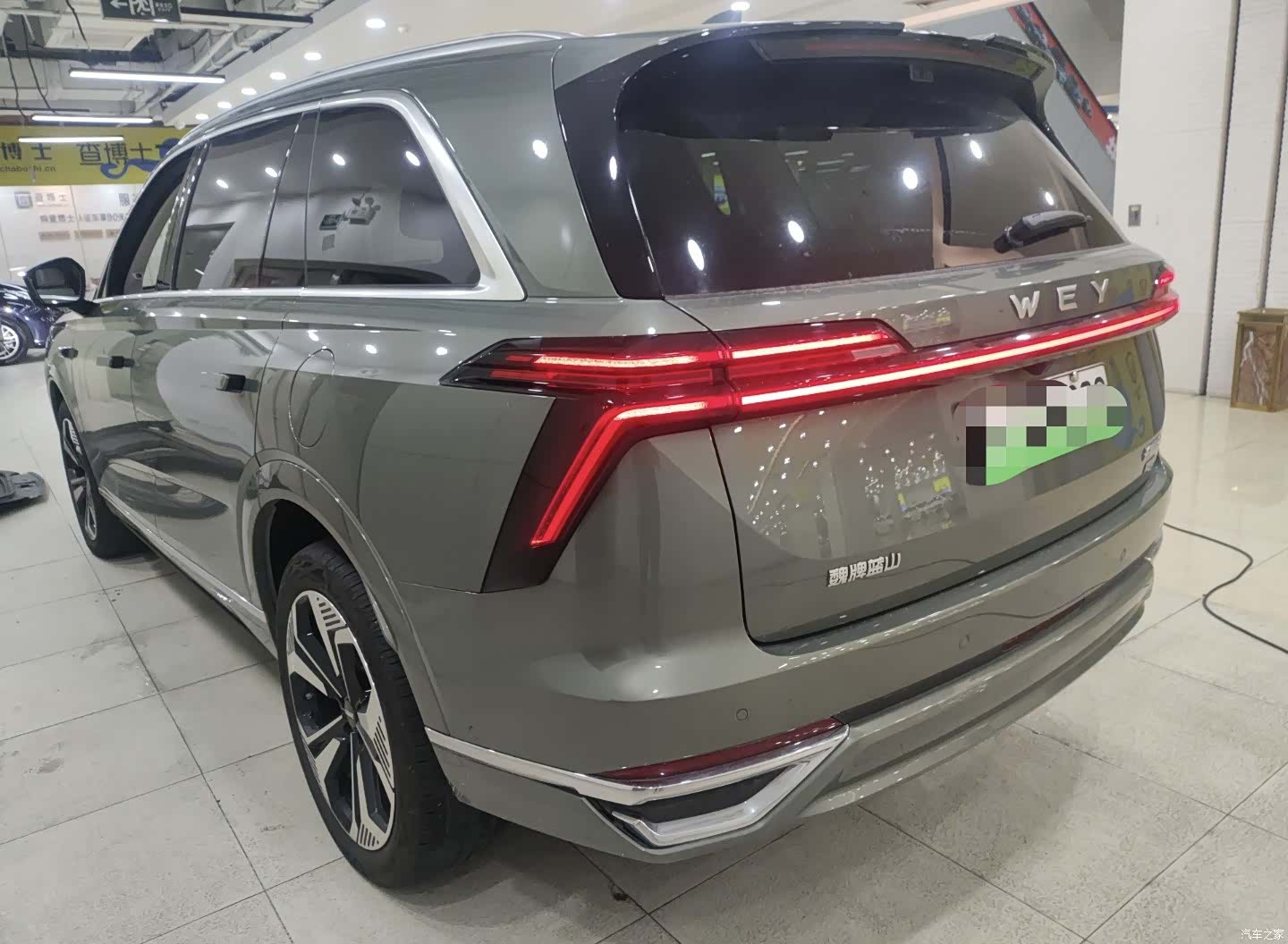 WEY Ultra, 2025 4