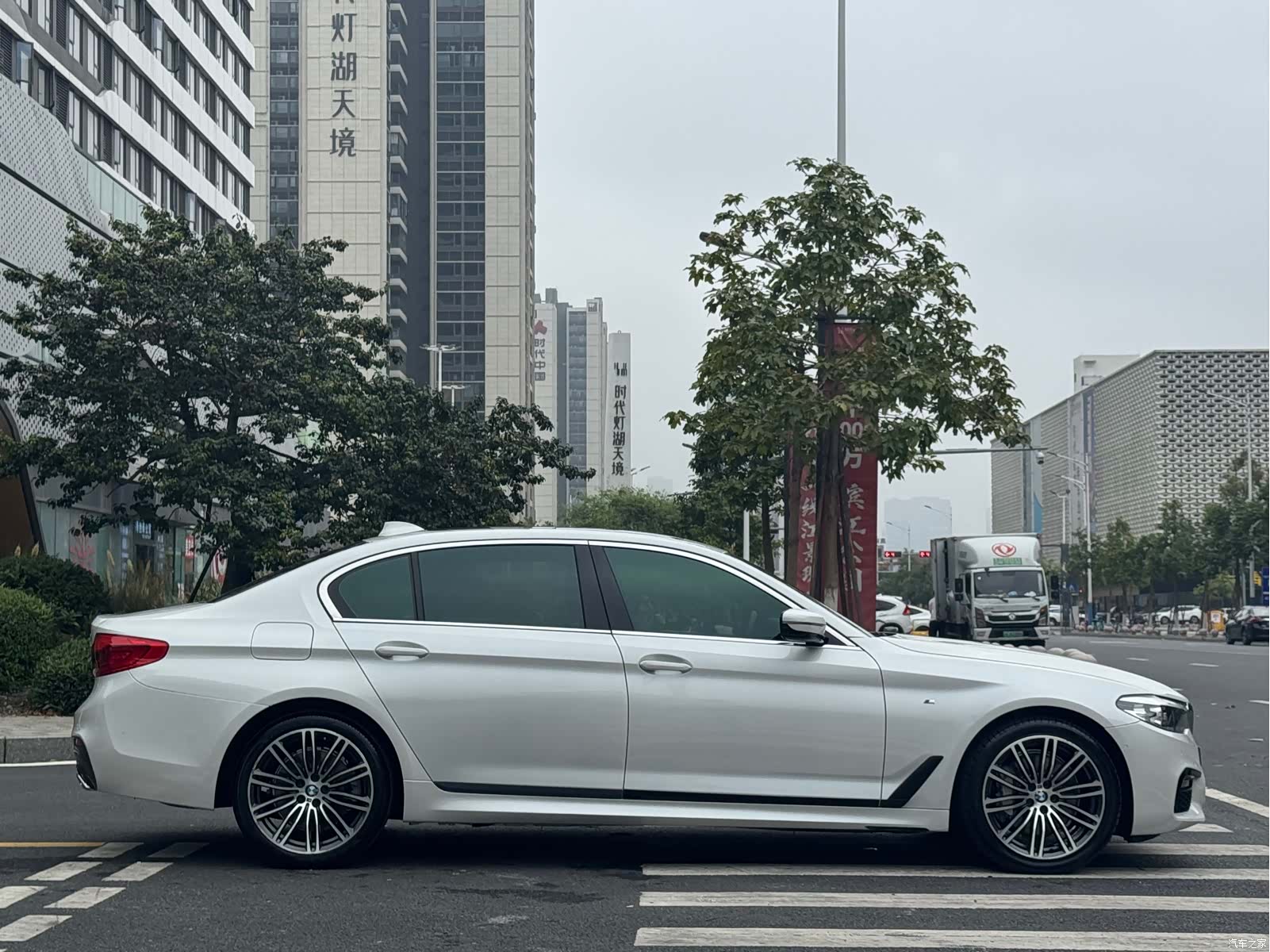 BMW 5 Series, 2019 4