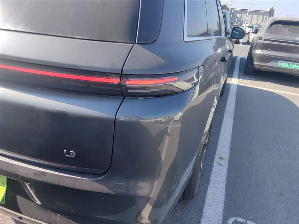 Li Auto Ideal L8