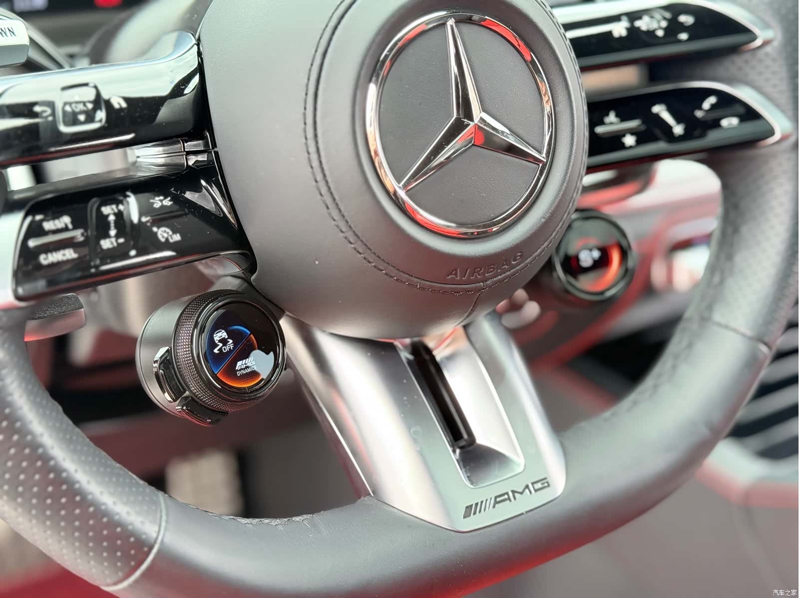Mercedes-Benz GLE, 2024 18