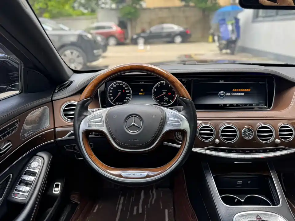 Mercedes-Benz Maybach S-class