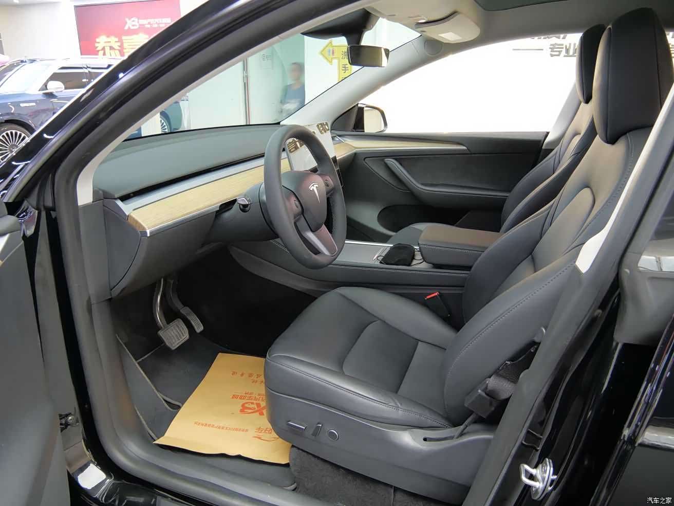 Tesla Model Y, 2022 8