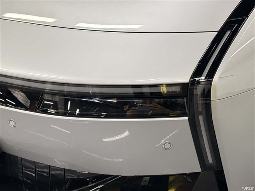 Xpeng P7, 2025 9