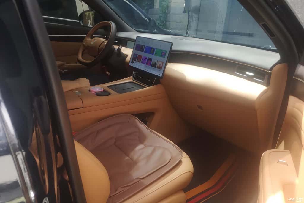DongFeng L8, 2025 8