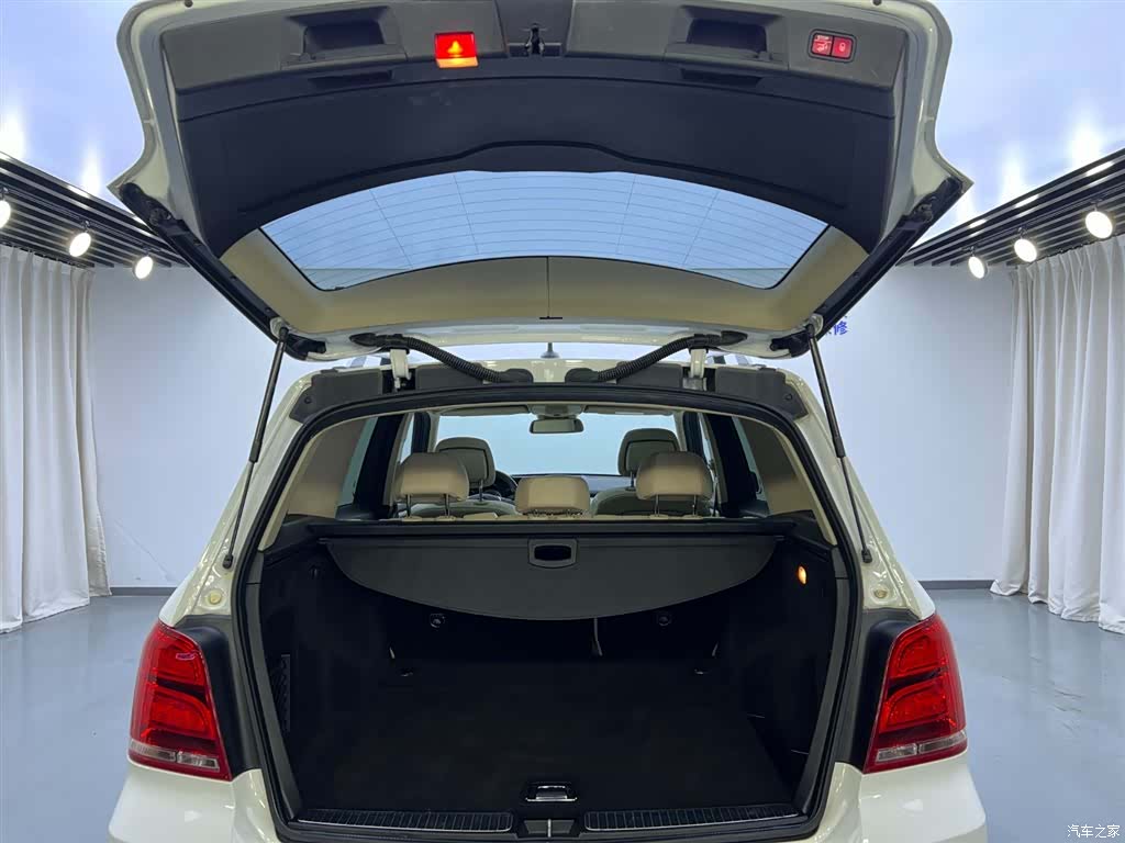 Mercedes-Benz GLK-Class, 2014 25