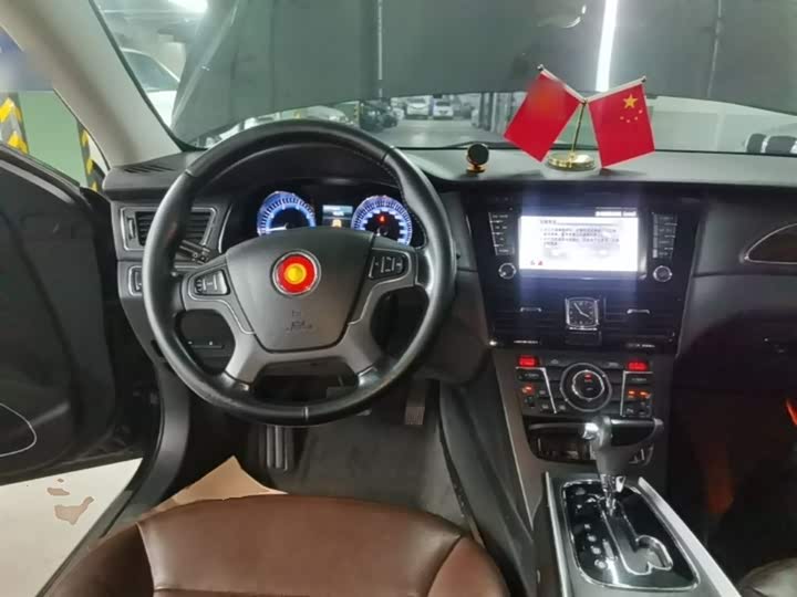 Hongqi H7, 2016 года фото 12