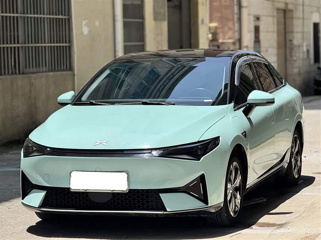 XPENG P5