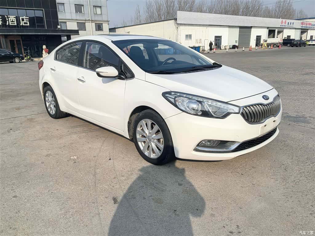 Kia K3, 2015 3