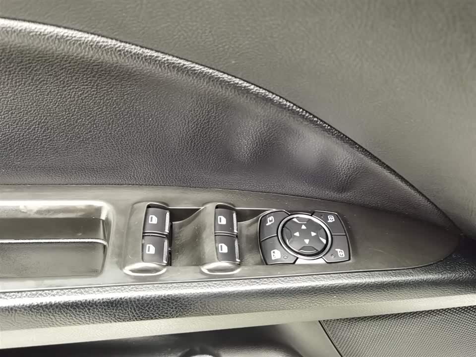 Ford Mondeo Ford Mondeo