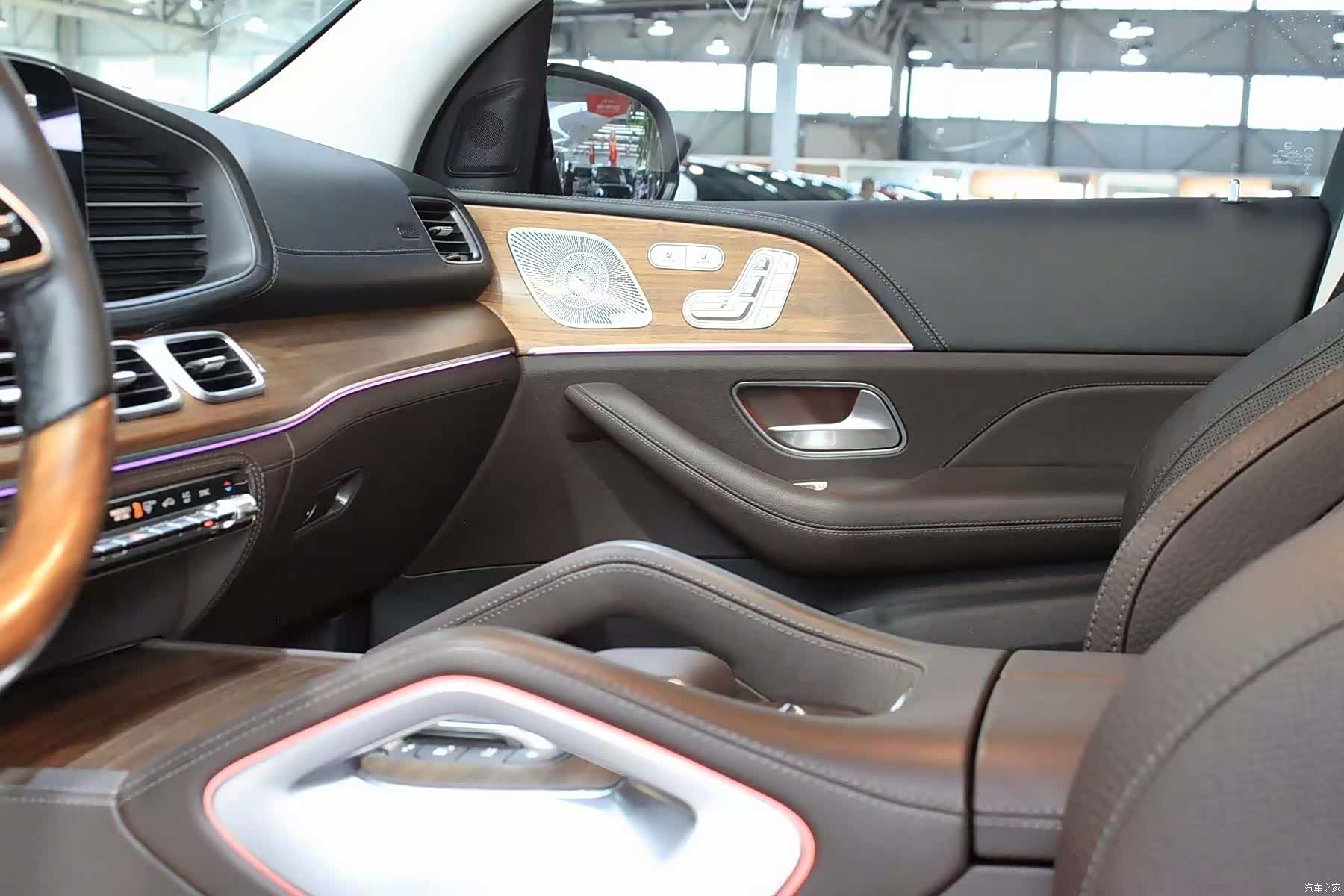 Mercedes-Benz GLS, 2021 все фото