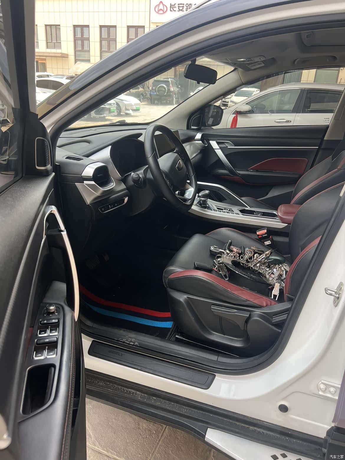 Geely Coolray, 2021 7